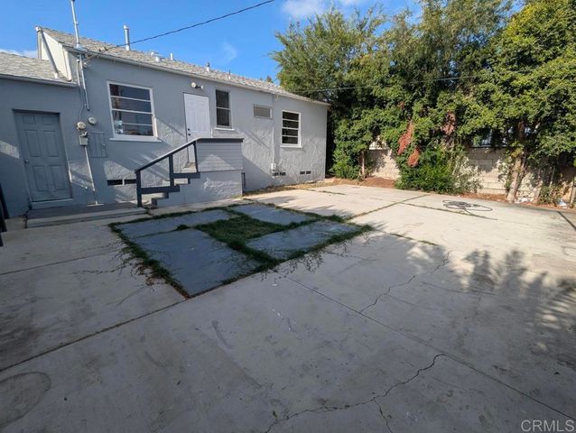 77 Mohawk Street, San Diego, CA 92115