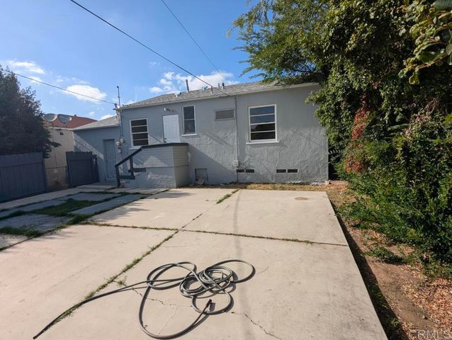77 Mohawk Street, San Diego, CA 92115