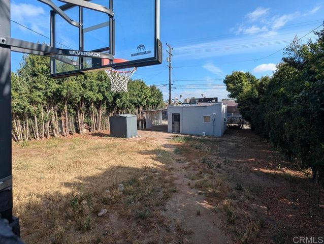 77 Mohawk Street, San Diego, CA 92115