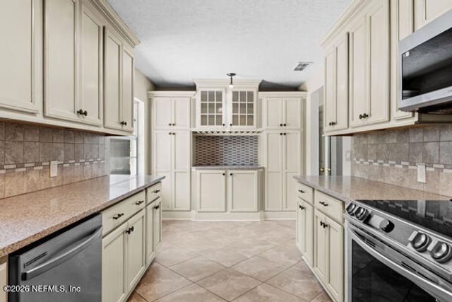 3919 ELDRIDGE Avenue, Orange Park, FL 32073