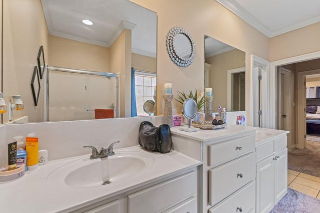 42 Stonegate Dr., Hattiesburg, MS 39402