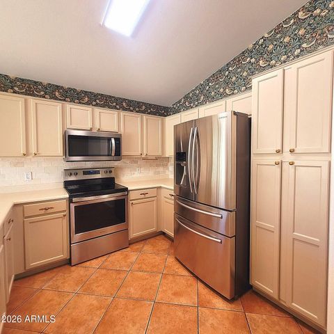 9205 W VILLA RITA Drive, Peoria, AZ 85382