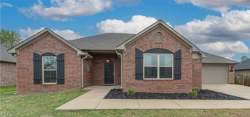 6234 Cord Avenue, Springdale, AR 72762