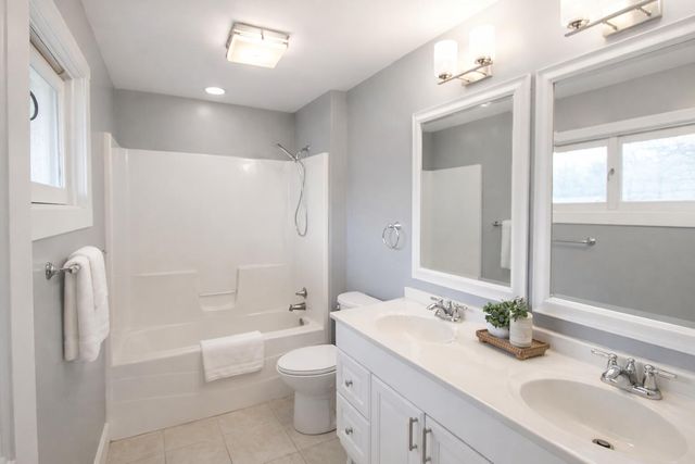 108 Meadowlark Lane, La Porte, IN 46350