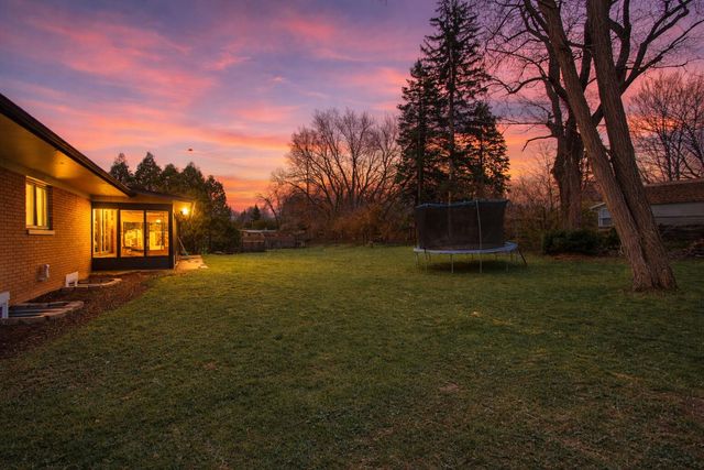 108 Meadowlark Lane, La Porte, IN 46350