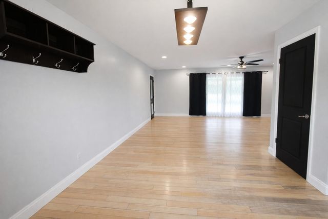 108 Meadowlark Lane, La Porte, IN 46350