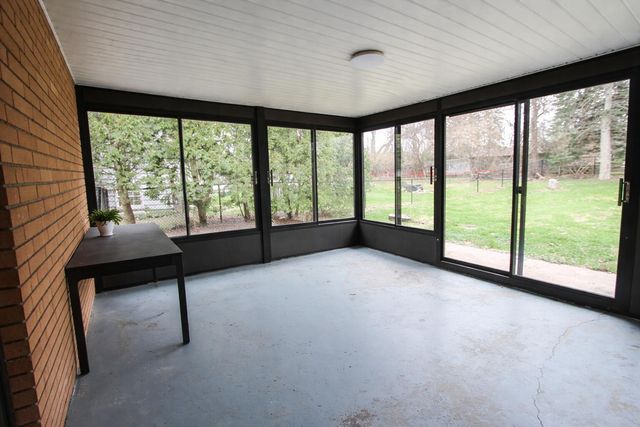 108 Meadowlark Lane, La Porte, IN 46350