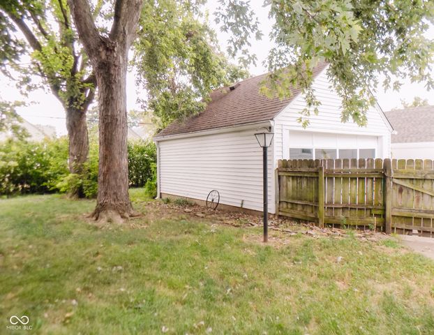 1701 N Lynhurst Drive, Indianapolis, IN 46224