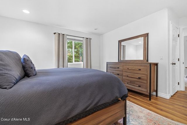 952 N RUTLEDGE CT, Coeur D'alene, ID 83814