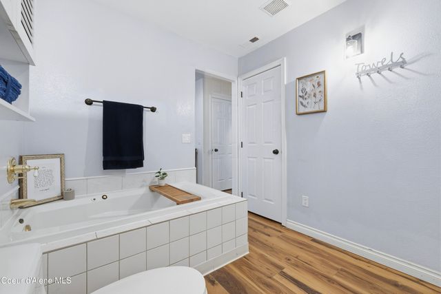 952 N RUTLEDGE CT, Coeur D'alene, ID 83814