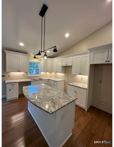 83 Grand View Terrace, Brooklyn, CT 06234