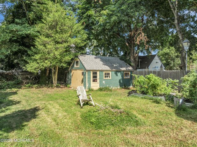 130 S Green Street, Tuckerton, NJ 08087