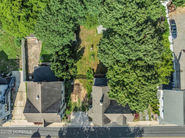 130 S Green Street, Tuckerton, NJ 08087