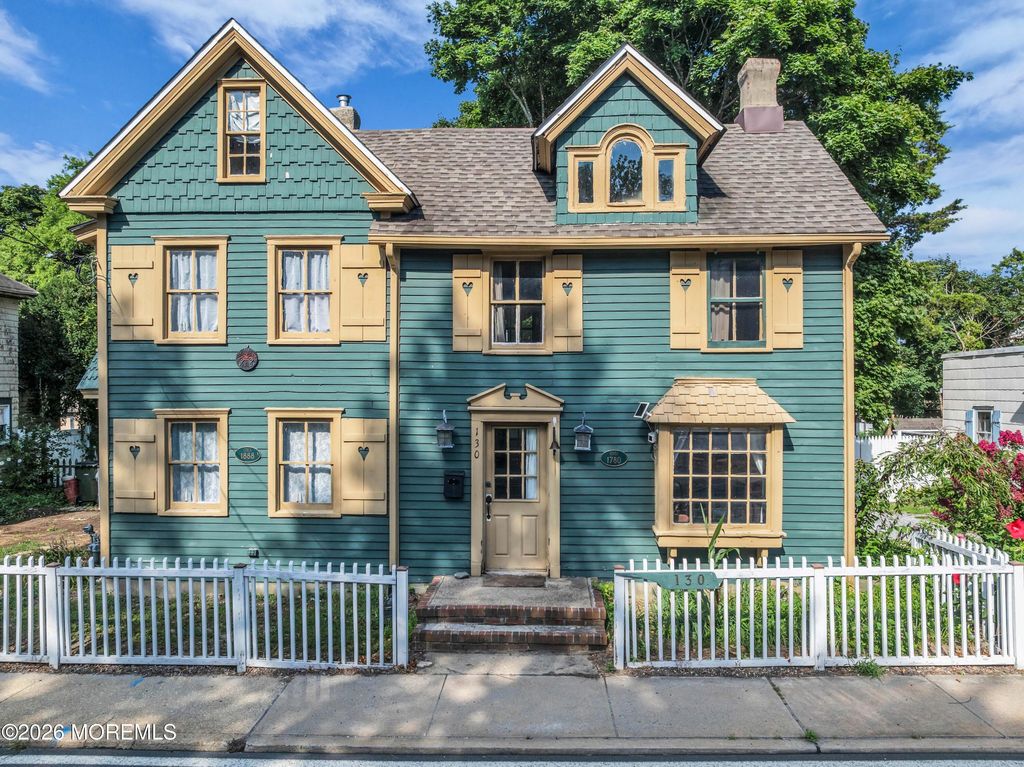 130 S Green Street, Tuckerton, NJ 08087