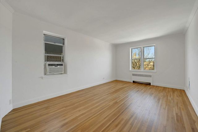 640 W 231st St Apt 7E, New York City, NY 10463