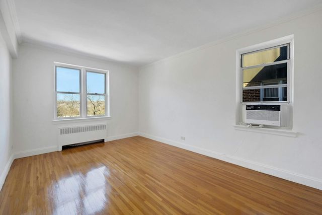 640 W 231st St Apt 7E, New York City, NY 10463