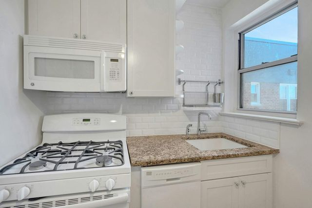 640 W 231st St Apt 7E, New York City, NY 10463