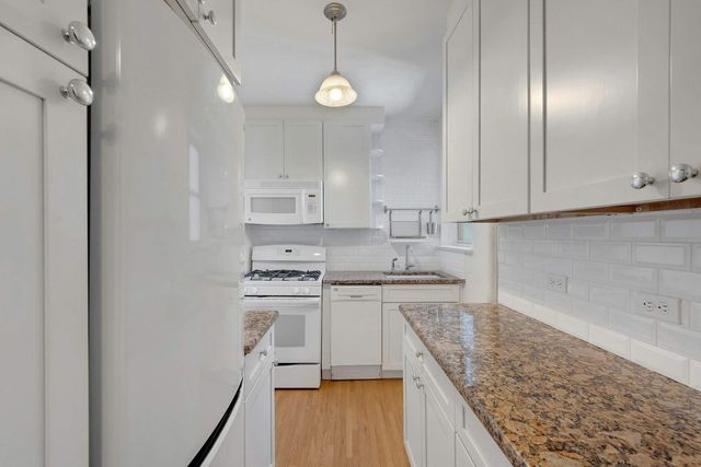640 W 231st St Apt 7E, New York City, NY 10463