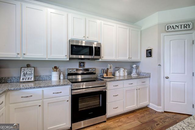 327 Larkspur Drive SW, Calhoun, GA 30701