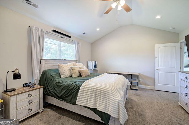 327 Larkspur Drive SW, Calhoun, GA 30701