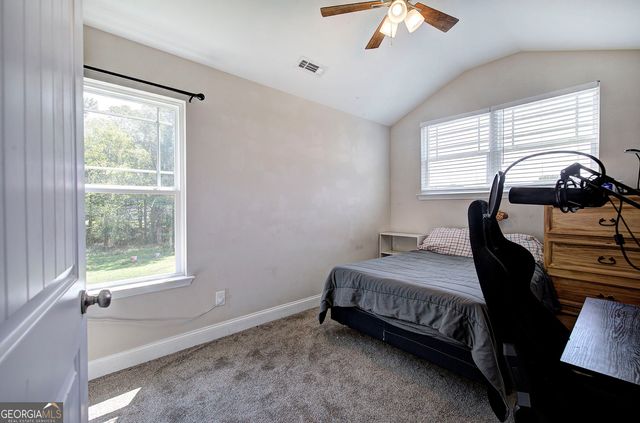 327 Larkspur Drive SW, Calhoun, GA 30701