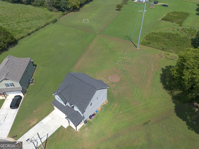 327 Larkspur Drive SW, Calhoun, GA 30701