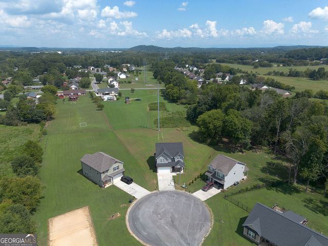 327 Larkspur Drive SW, Calhoun, GA 30701