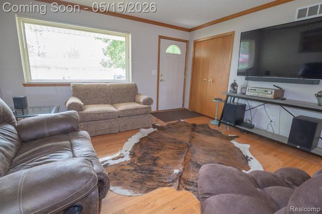 35340 Florence Street, Westland, MI 48185