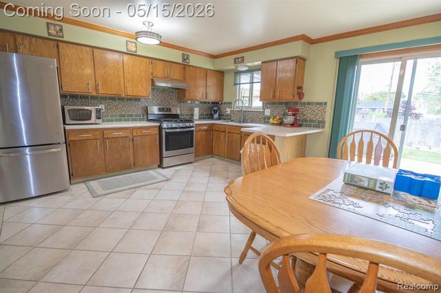 35340 Florence Street, Westland, MI 48185
