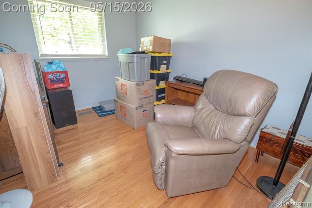 35340 Florence Street, Westland, MI 48185