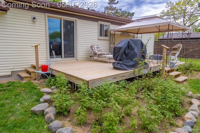 35340 Florence Street, Westland, MI 48185