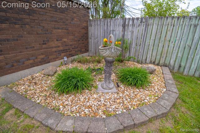 35340 Florence Street, Westland, MI 48185
