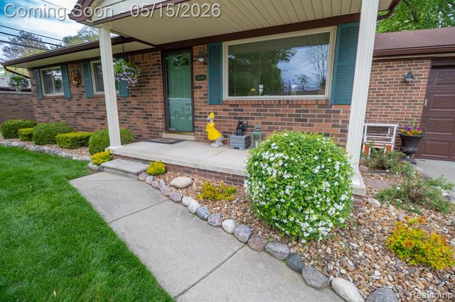 35340 Florence Street, Westland, MI 48185