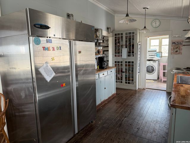 191 SUNSHINE LN, New Braunfels, TX 78130