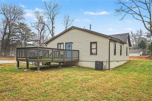 3450 W County Line Road, Douglasville, GA 30135