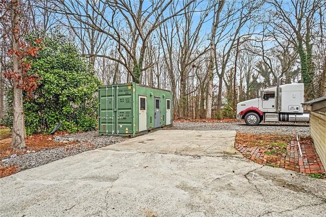 3450 W County Line Road, Douglasville, GA 30135