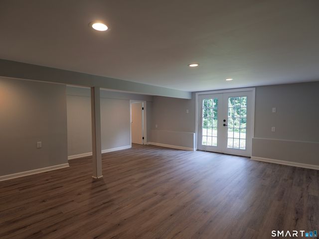 78 Venice Avenue, Waterbury, CT 06708