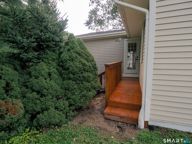 78 Venice Avenue, Waterbury, CT 06708
