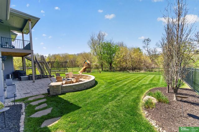 2402 N 179 Street, Omaha, NE 68116