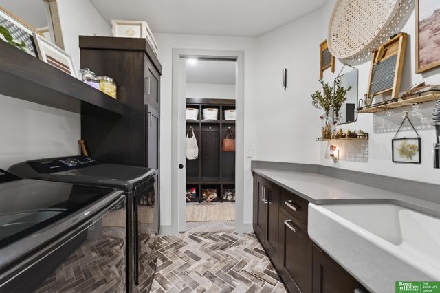 2402 N 179 Street, Omaha, NE 68116