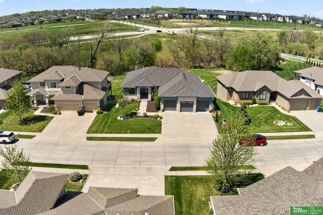 2402 N 179 Street, Omaha, NE 68116