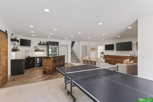 2402 N 179 Street, Omaha, NE 68116