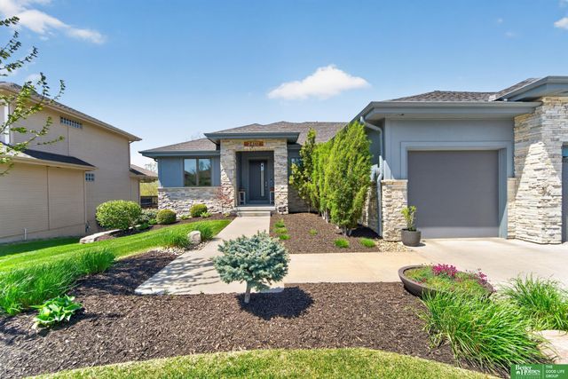2402 N 179 Street, Omaha, NE 68116
