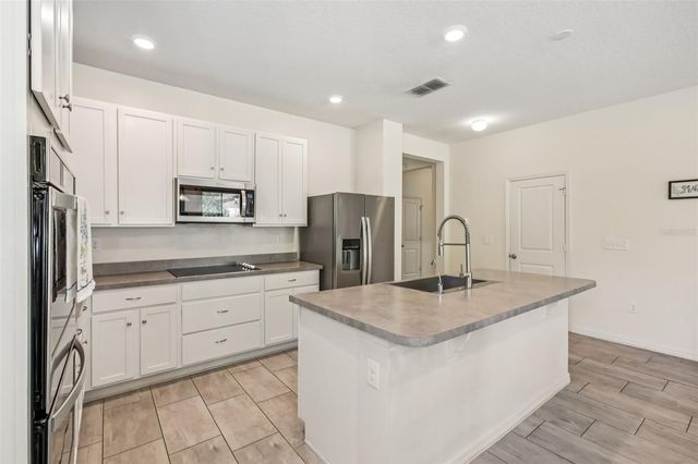 7429 IBIS DRIVE, Lakeland, FL 33810