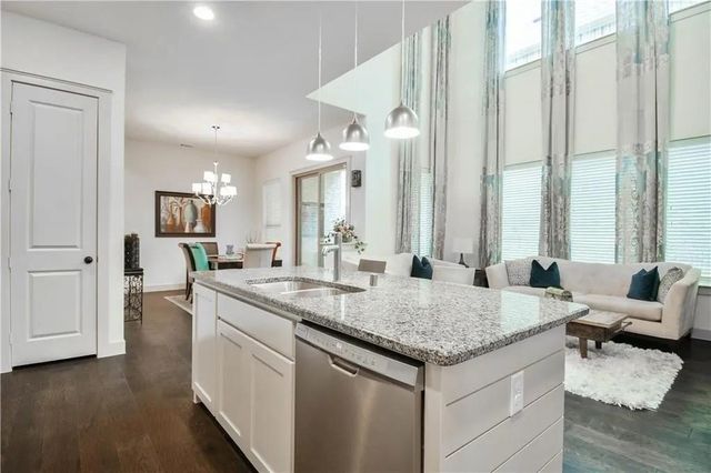 1402 FrenchViolet Way, Arlington, TX 76005