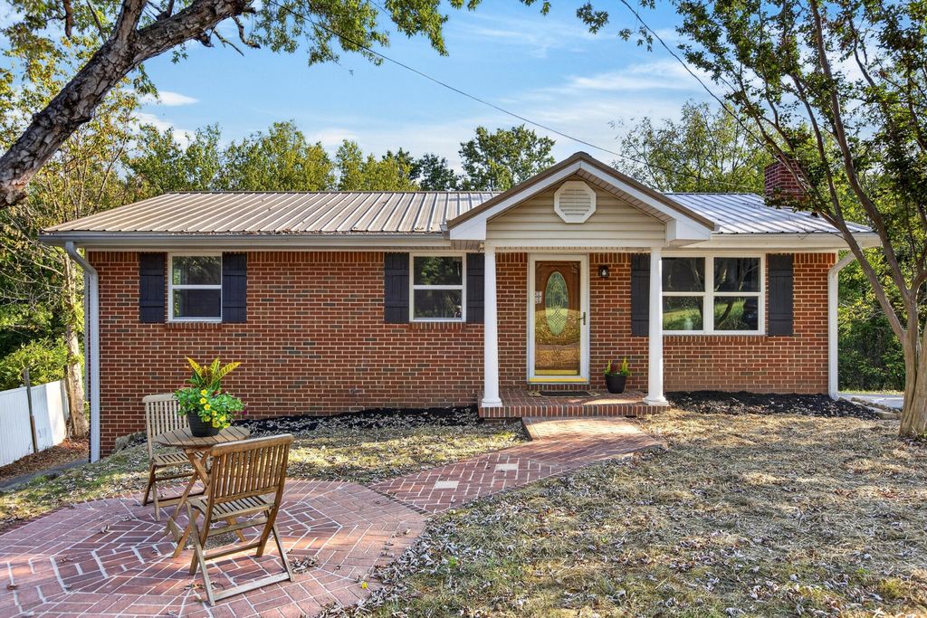 1217 Crest Drive, SE, Cleveland, TN 37311