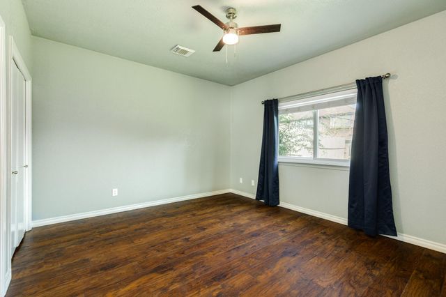 114 Cacao Street, Lake Jackson, TX 77566