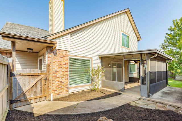 114 Cacao Street, Lake Jackson, TX 77566