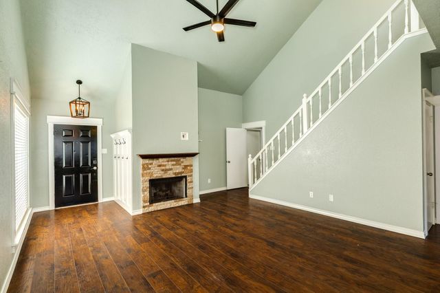 114 Cacao Street, Lake Jackson, TX 77566