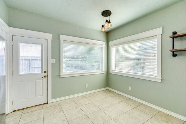 114 Cacao Street, Lake Jackson, TX 77566